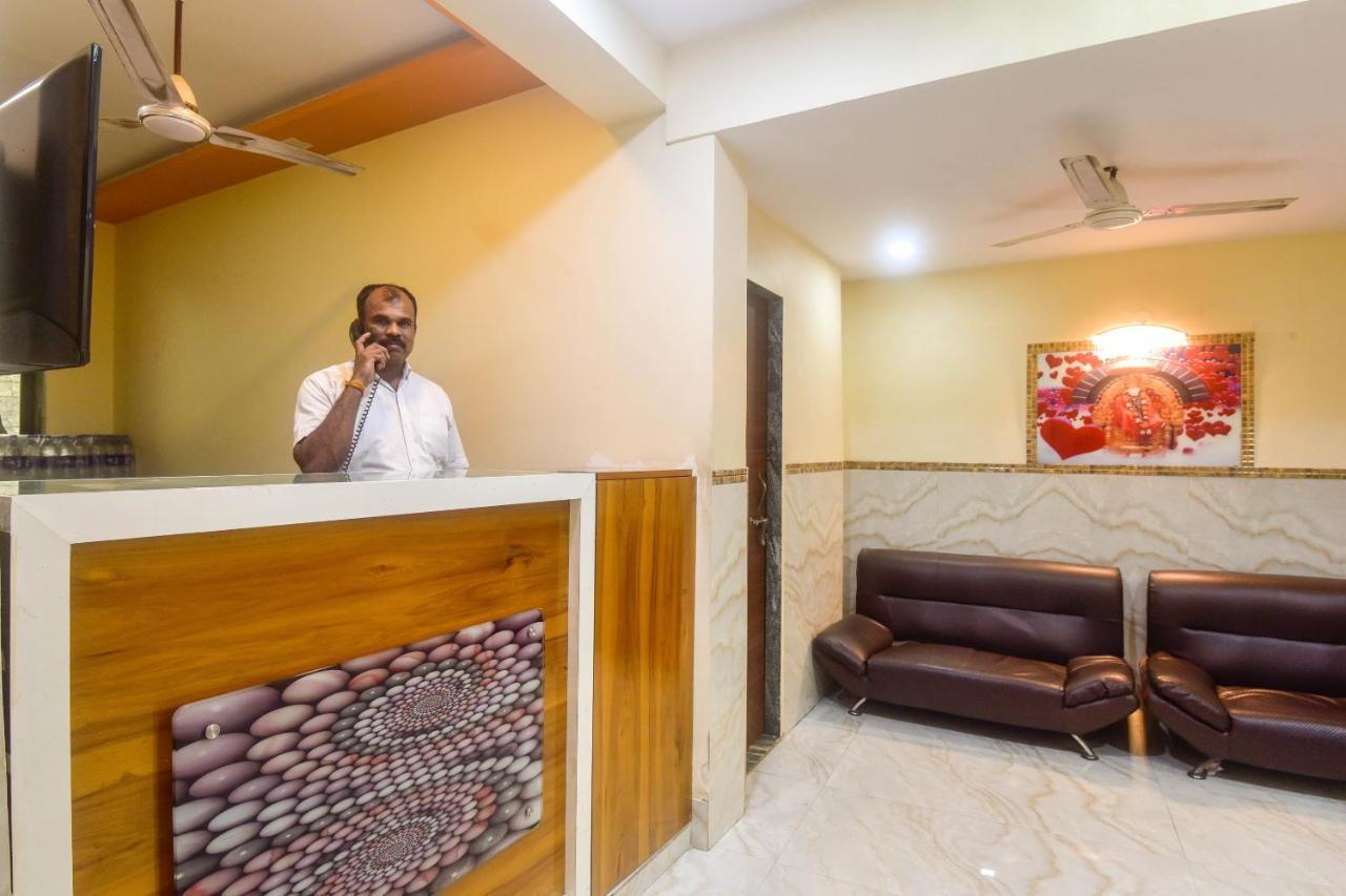 Oyo 60773 Ruchita Loadging & Boarding Hotel Mumbai Exterior photo