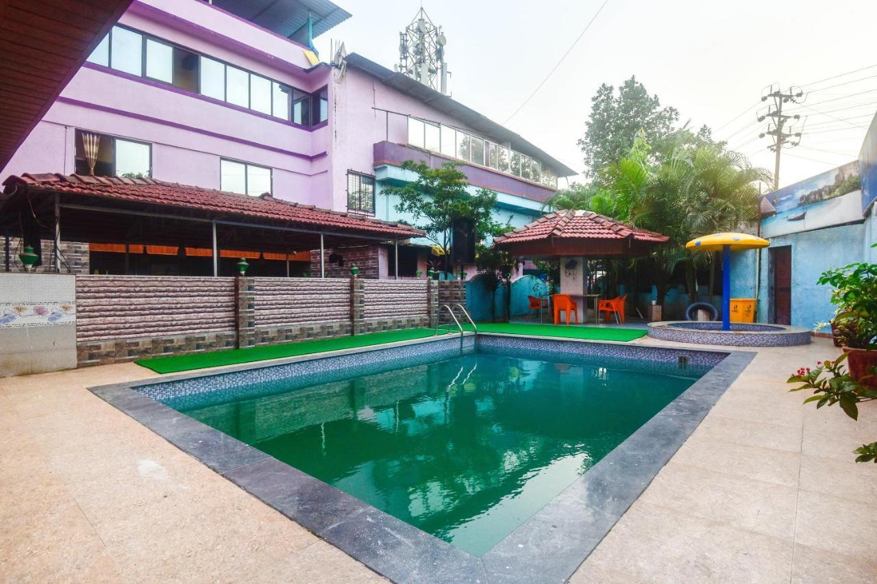 Oyo 60773 Ruchita Loadging & Boarding Hotel Mumbai Exterior photo