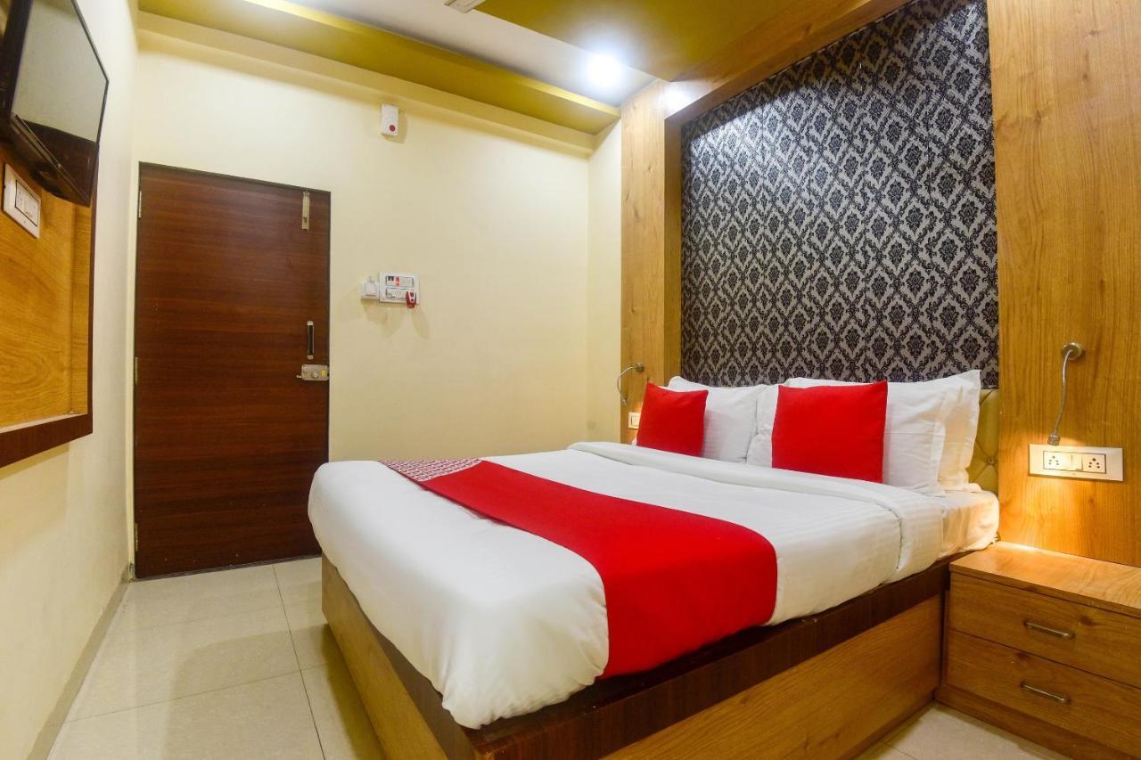 Oyo 60773 Ruchita Loadging & Boarding Hotel Mumbai Exterior photo